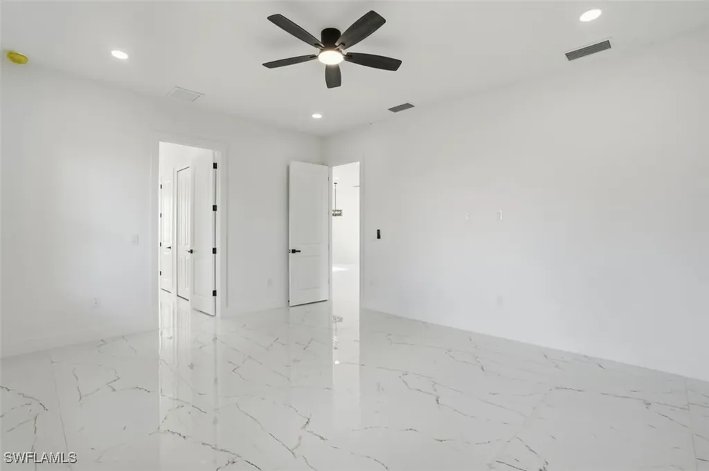 2930 20th Street SW Lehigh Acres FL 33976