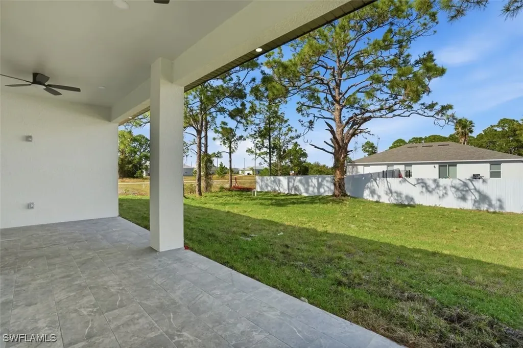 2930 20th Street SW Lehigh Acres FL 33976