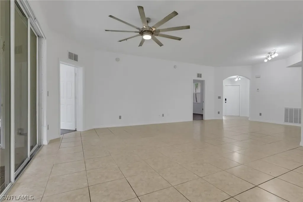 11837 Bayport Lane Fort Myers FL 33908
