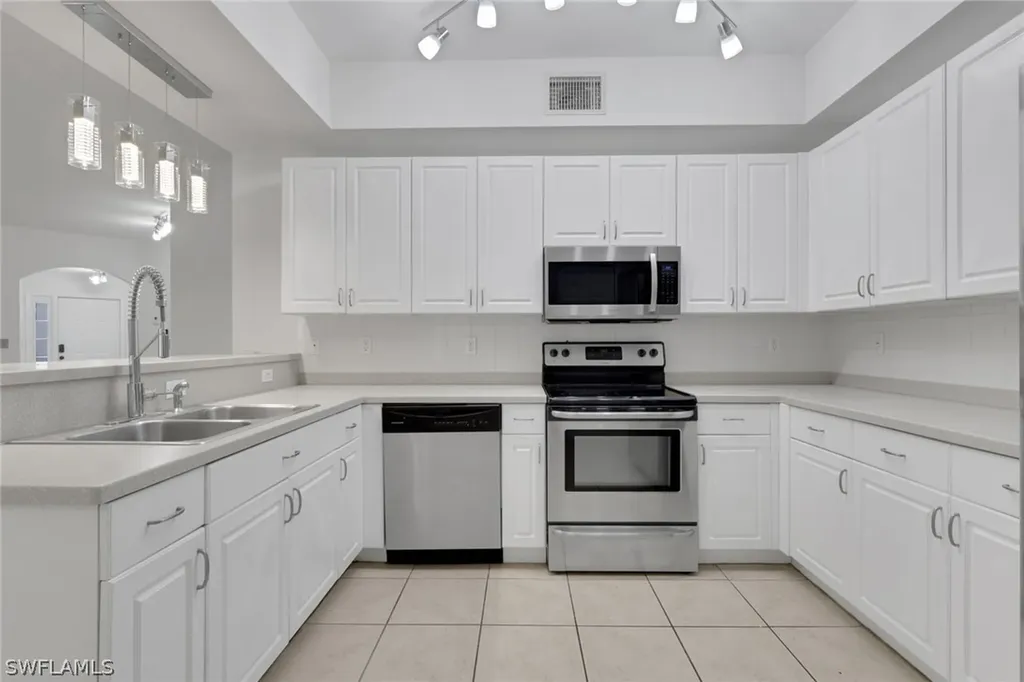 11837 Bayport Lane Fort Myers FL 33908