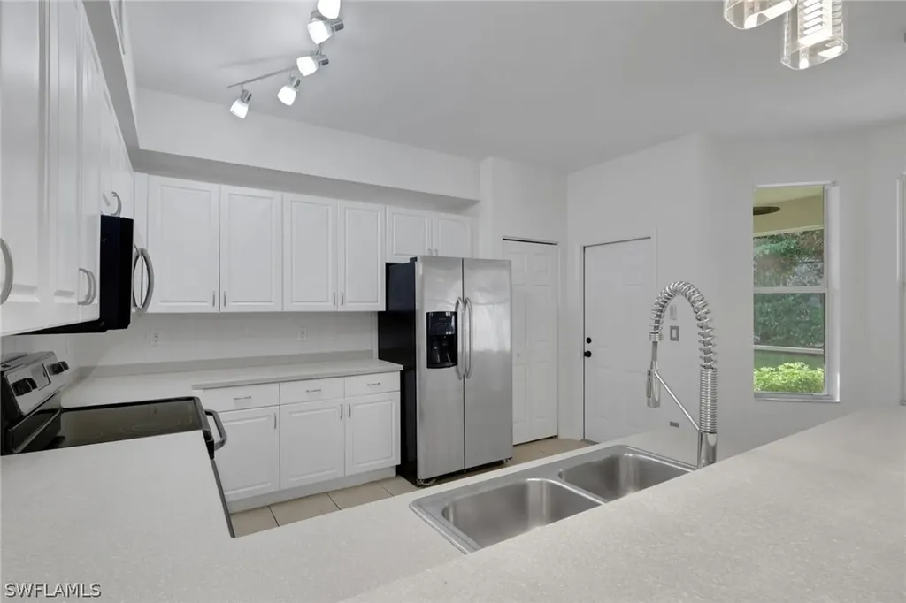11837 Bayport Lane Fort Myers FL 33908