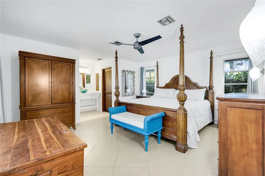 4352 Parrot Avenue Naples FL 34104