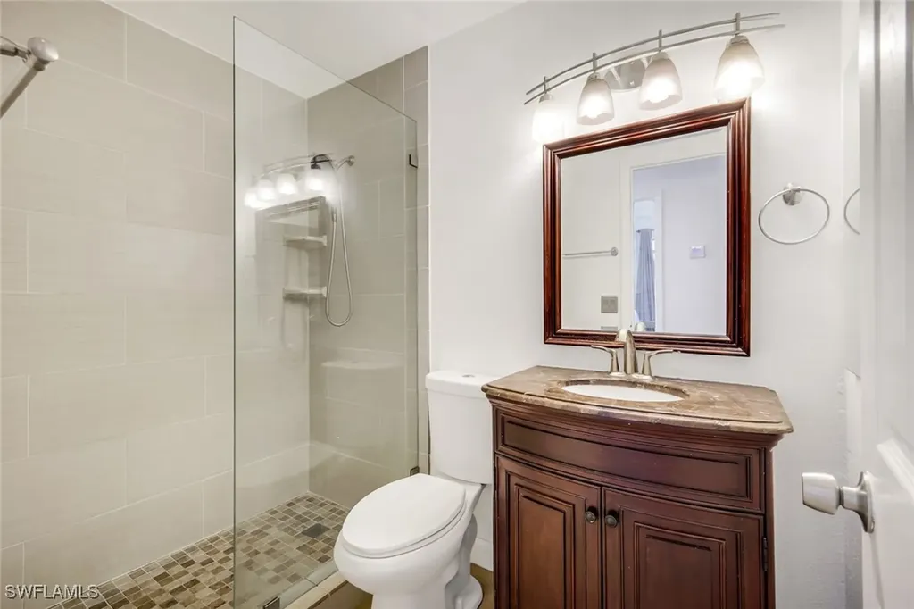 4352 Parrot Avenue Naples FL 34104