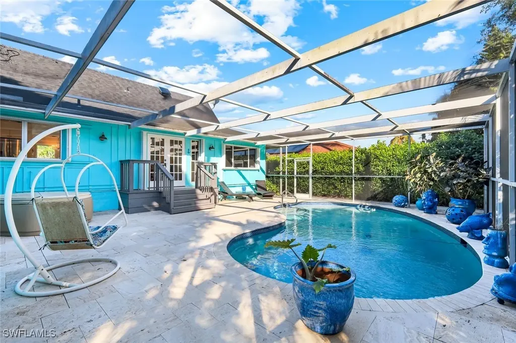 4352 Parrot Avenue Naples FL 34104
