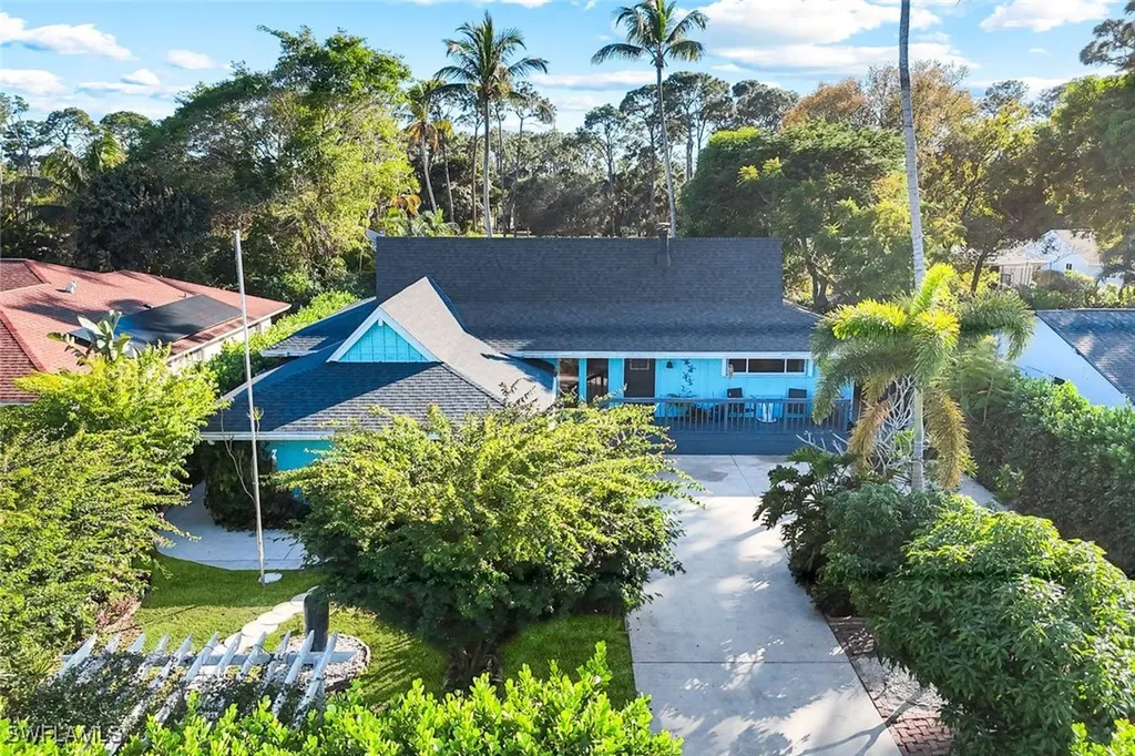 4352 Parrot Avenue Naples FL 34104