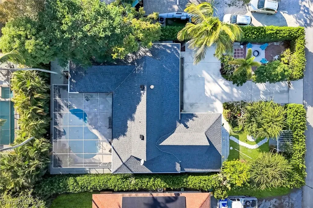 4352 Parrot Avenue Naples FL 34104