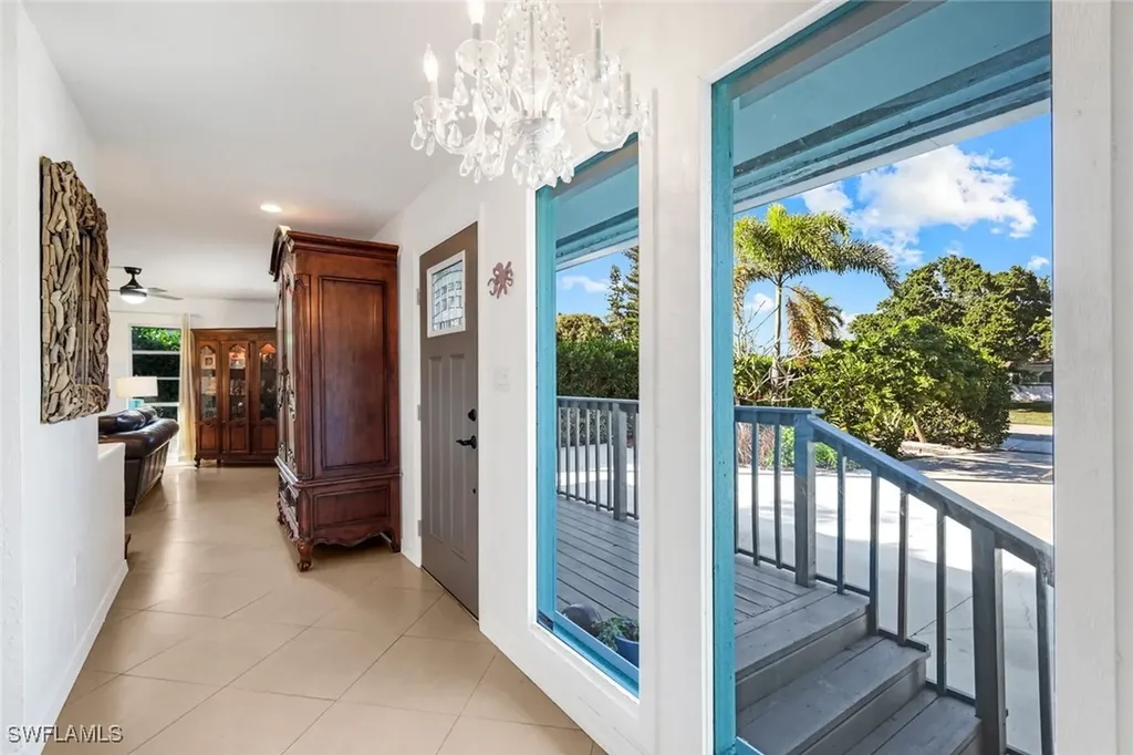 4352 Parrot Avenue Naples FL 34104