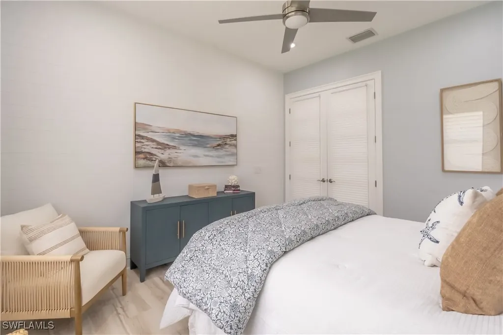 5060 Martinique Drive Naples FL 34113