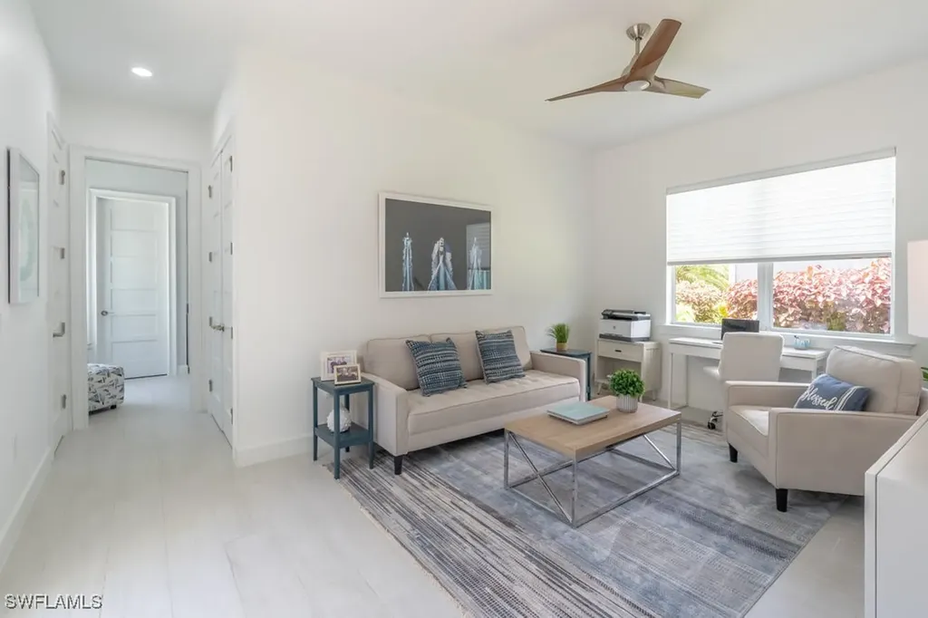 5060 Martinique Drive Naples FL 34113