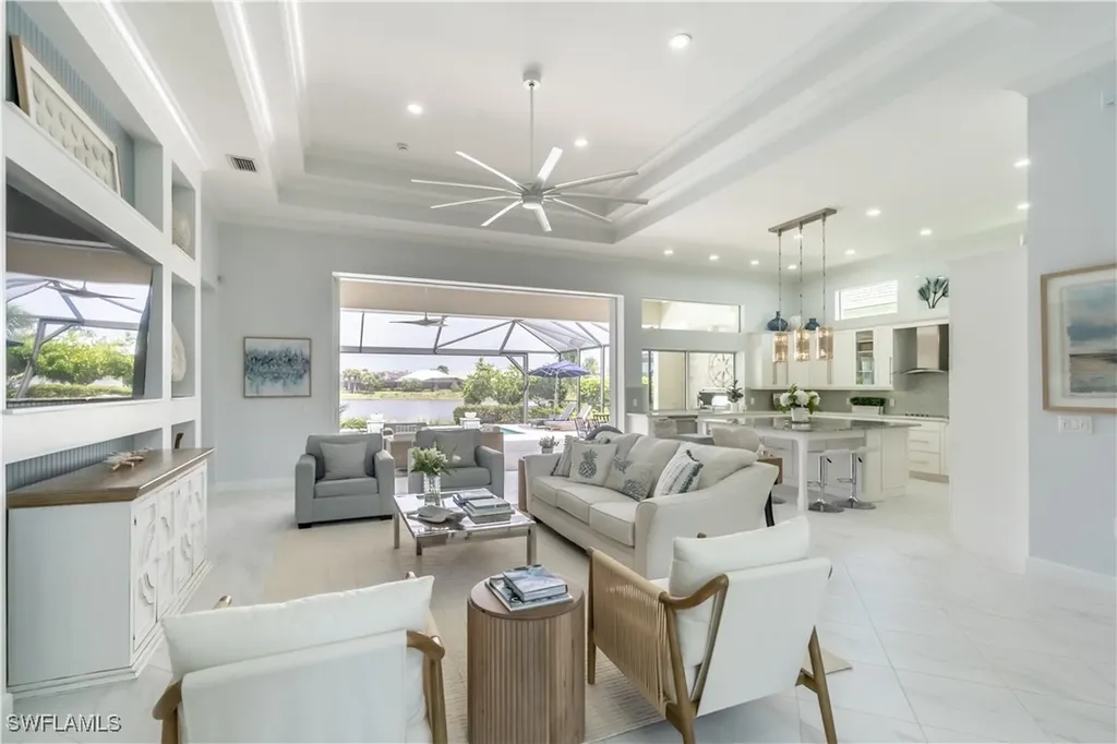 5060 Martinique Drive Naples FL 34113