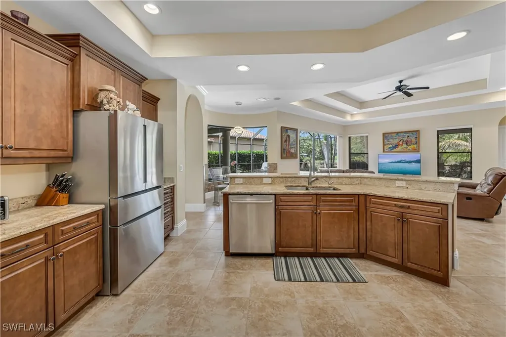 1015 Tivoli Drive Naples FL 34104