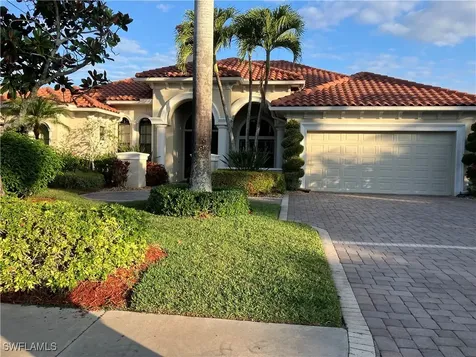 1015 Tivoli Drive Naples FL 34104