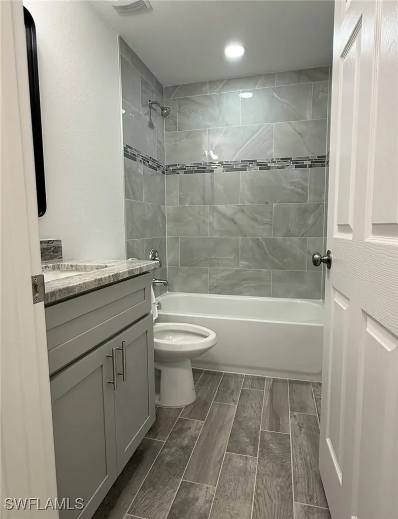 4428-4430 24th Street SW Lehigh Acres FL 33973