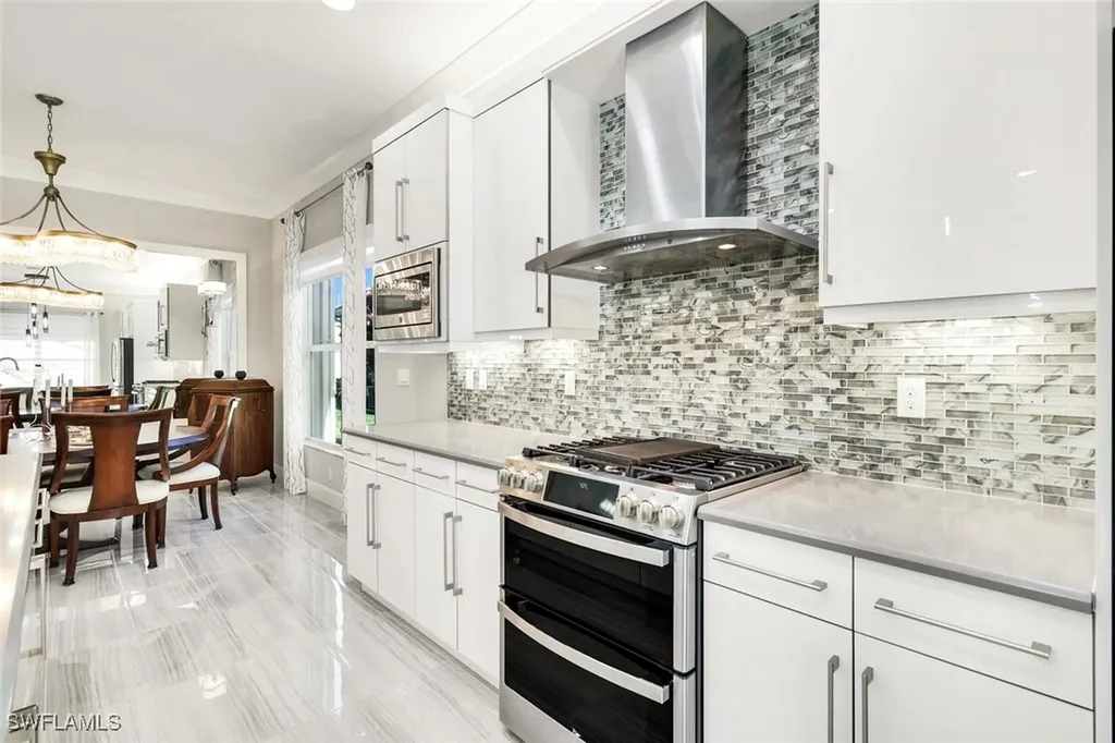 28560 Twain Drive Bonita Springs FL 34135