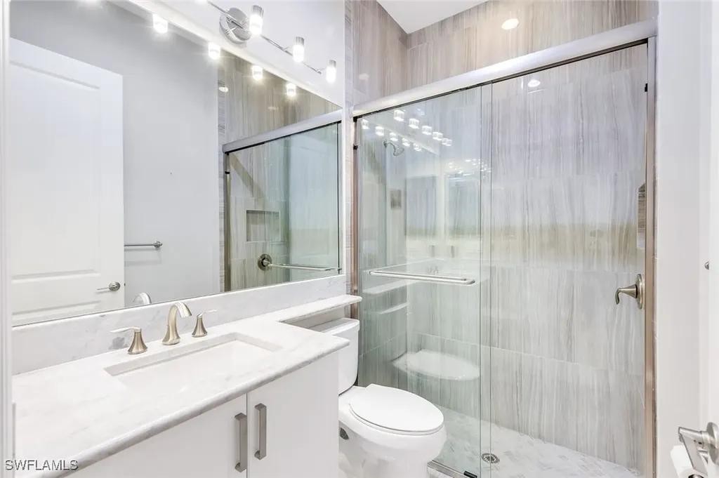 28560 Twain Drive Bonita Springs FL 34135