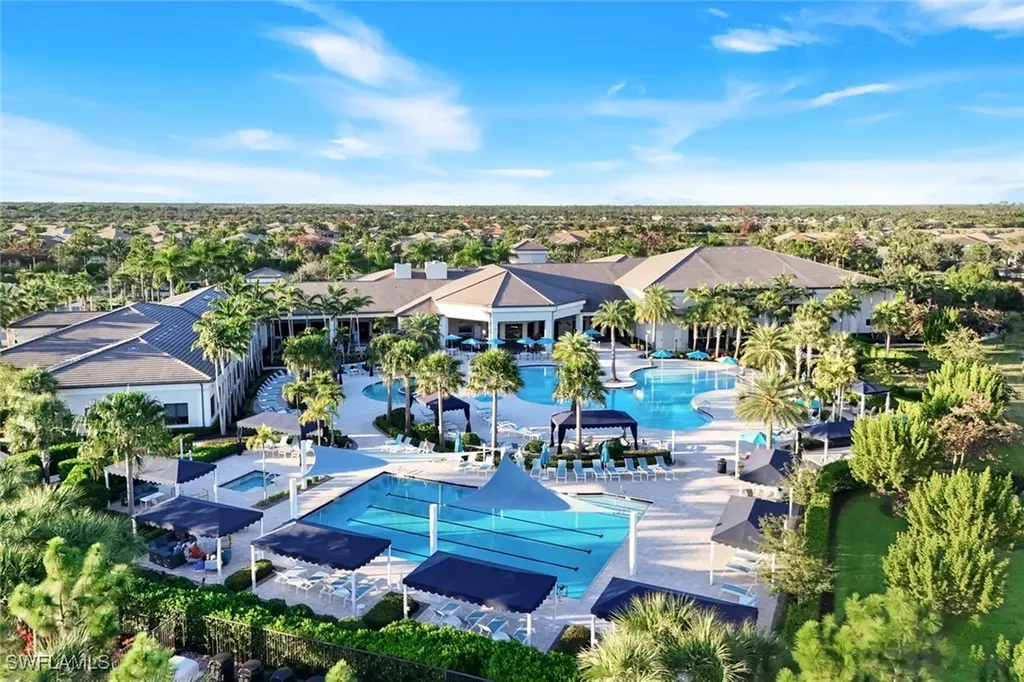 28560 Twain Drive Bonita Springs FL 34135