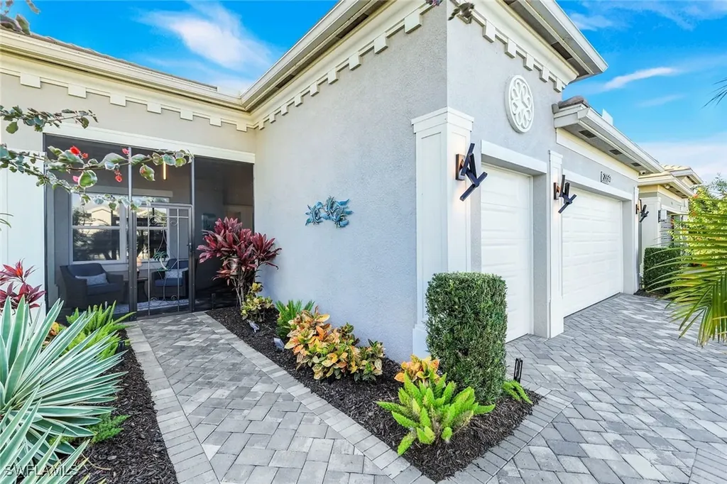 28560 Twain Drive Bonita Springs FL 34135