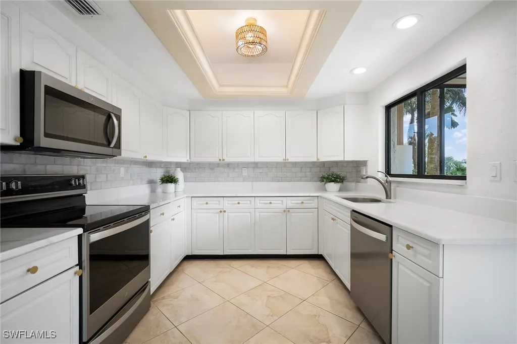 6760 Pelican Bay Boulevard Naples FL 34108