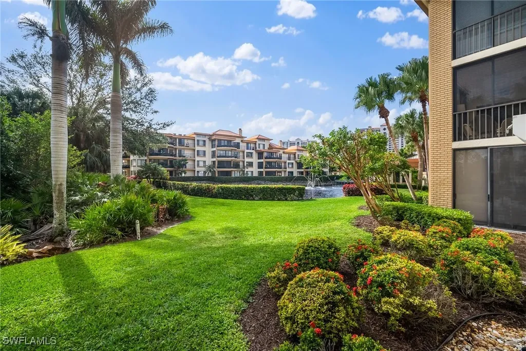 6760 Pelican Bay Boulevard Naples FL 34108