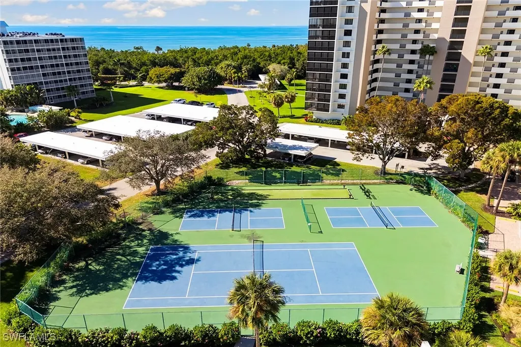 11 Bluebill Avenue Naples FL 34108