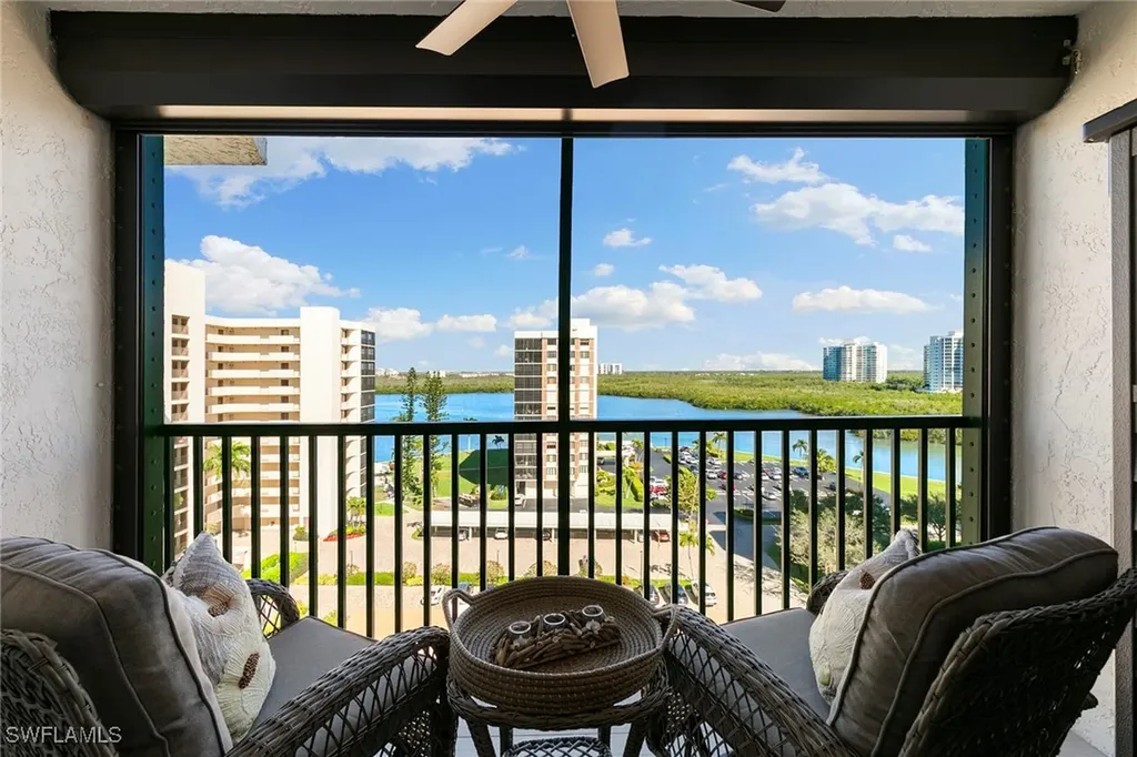 11 Bluebill Avenue Naples FL 34108