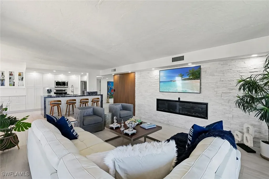 11 Bluebill Avenue Naples FL 34108