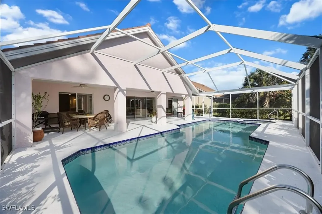 4198 Royal Wood Boulevard Naples FL 34112