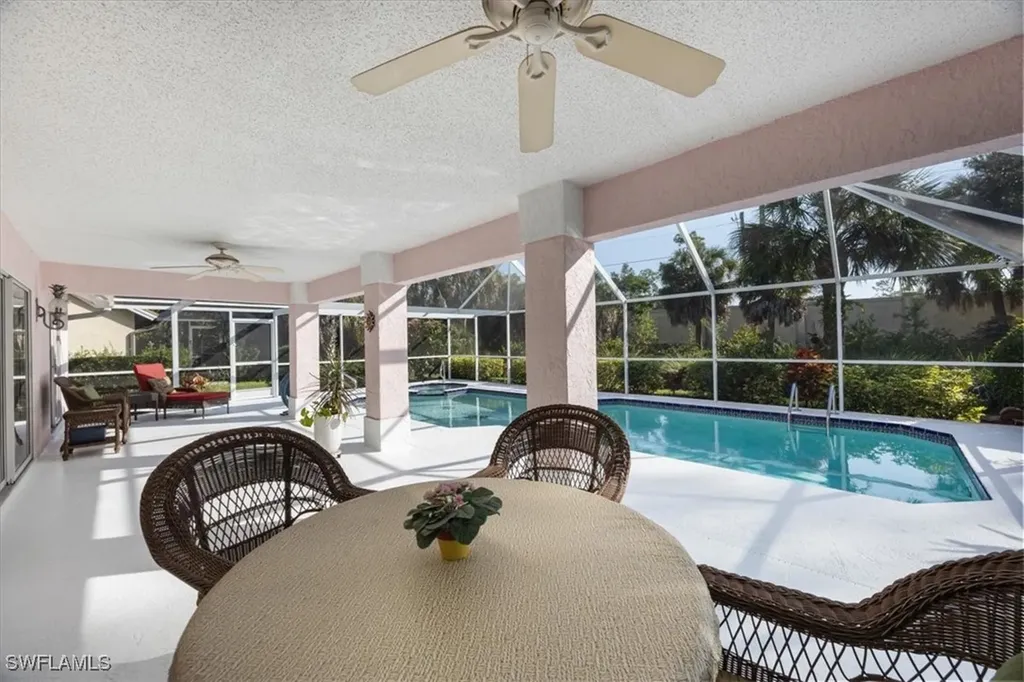 4198 Royal Wood Boulevard Naples FL 34112