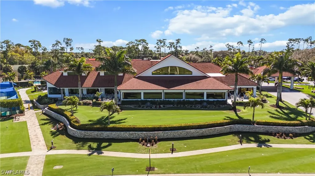4198 Royal Wood Boulevard Naples FL 34112
