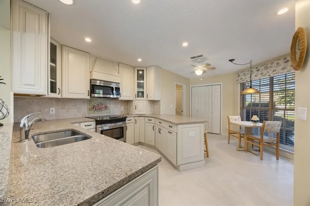 4198 Royal Wood Boulevard Naples FL 34112