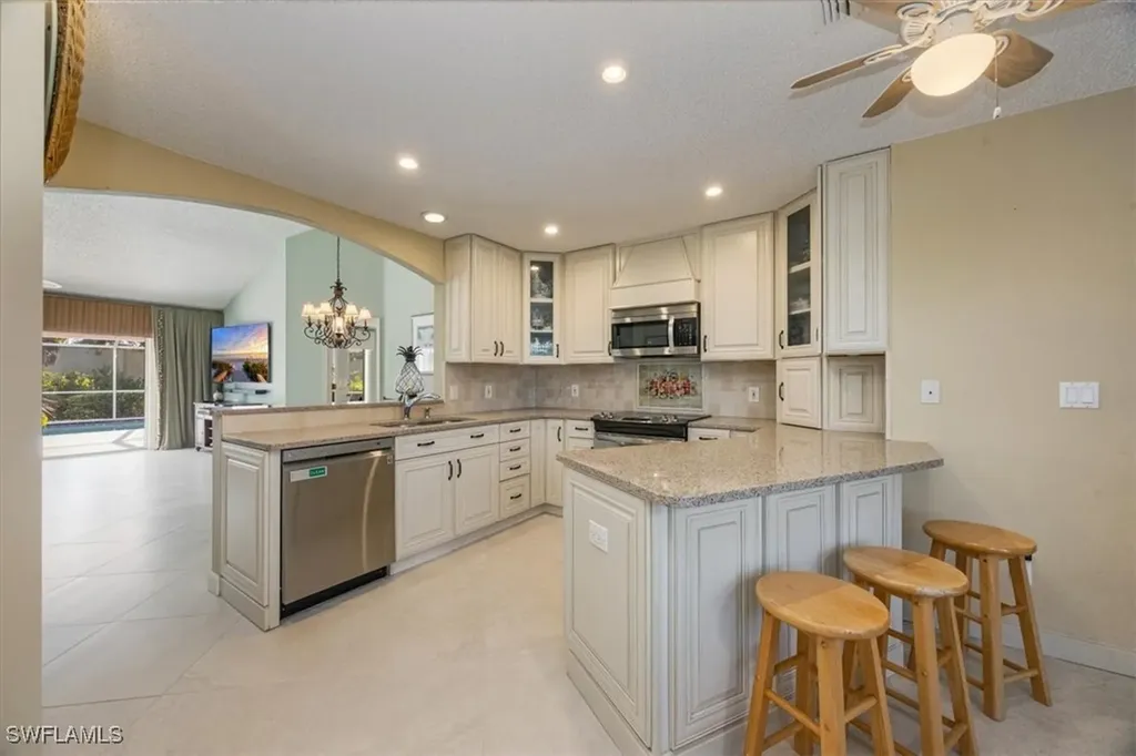 4198 Royal Wood Boulevard Naples FL 34112