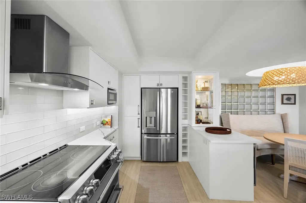 4751 Gulf Shore Boulevard N Naples FL 34103