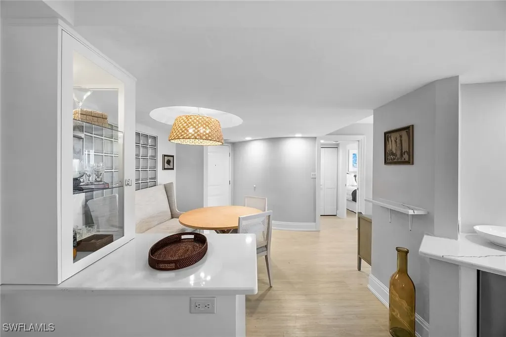 4751 Gulf Shore Boulevard N Naples FL 34103