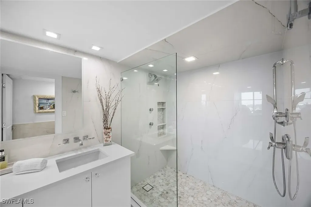 4751 Gulf Shore Boulevard N Naples FL 34103