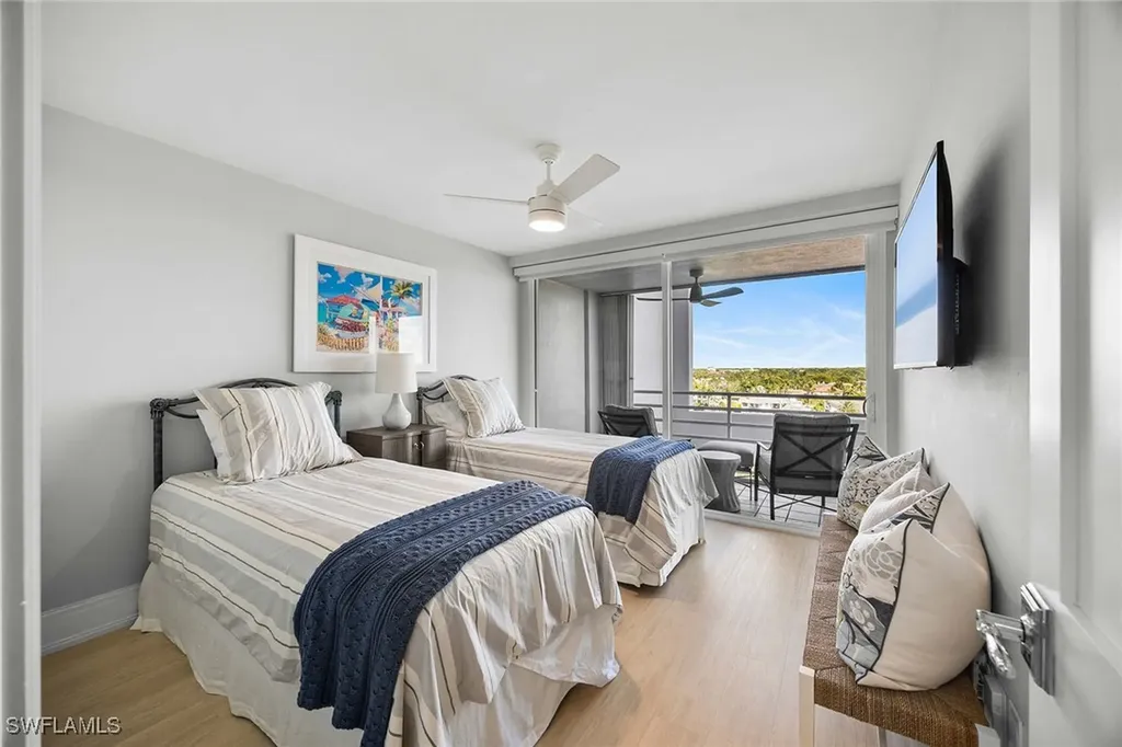 4751 Gulf Shore Boulevard N Naples FL 34103