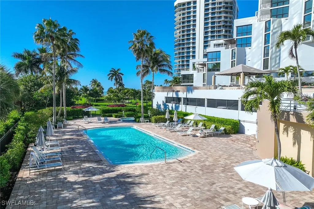 4751 Gulf Shore Boulevard N Naples FL 34103