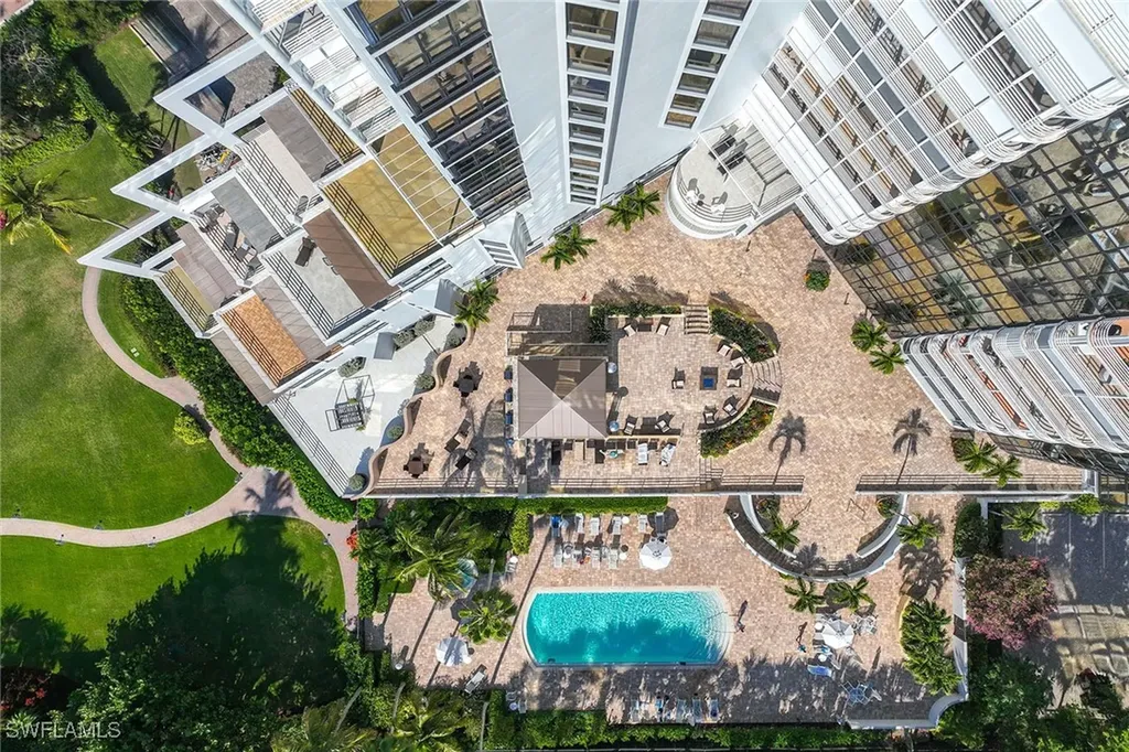 4751 Gulf Shore Boulevard N Naples FL 34103