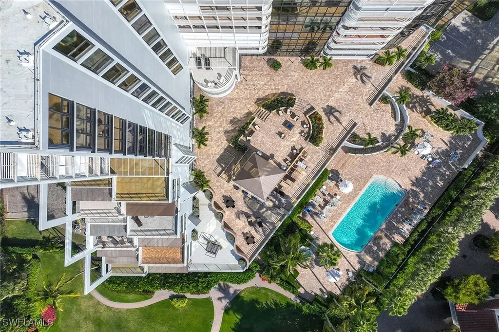 4751 Gulf Shore Boulevard N Naples FL 34103