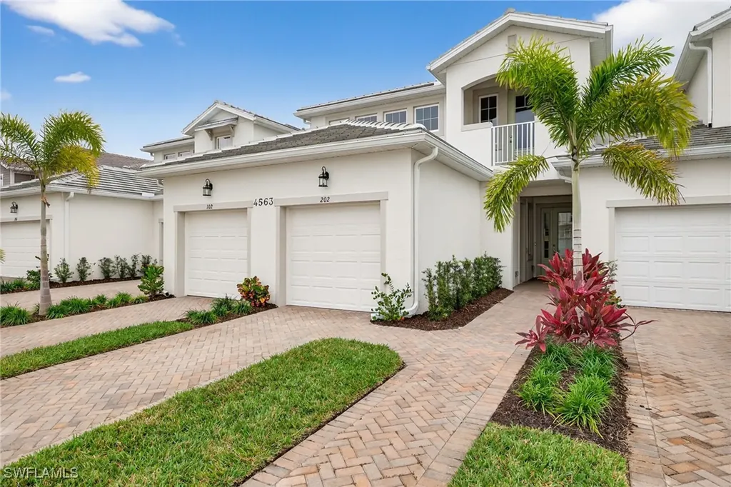 4563 Arboretum Circle Naples FL 34112