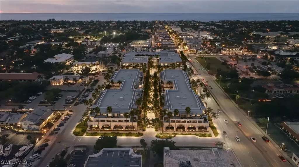 1010 5th Avenue S Naples FL 34102