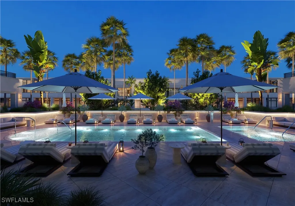 1010 5th Avenue S Naples FL 34102