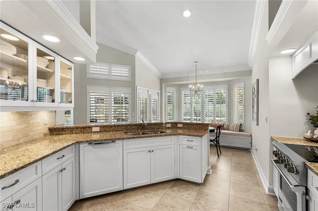 28000 Winthrop Circle Bonita Springs FL 34134