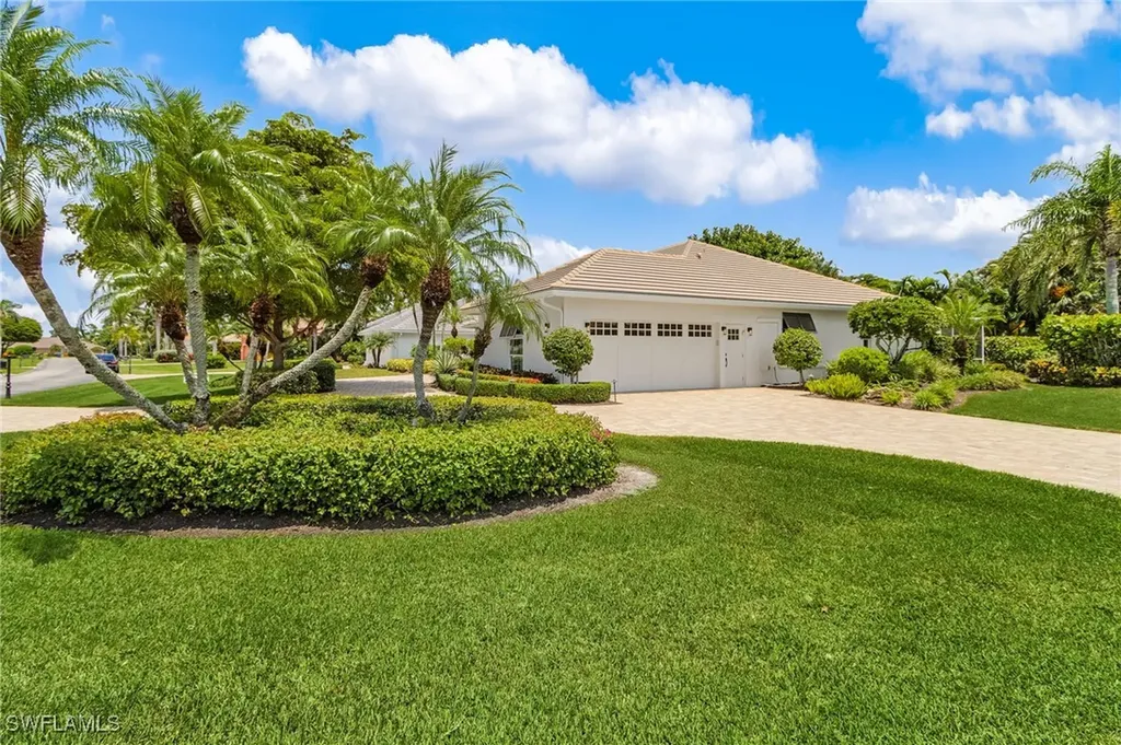 28000 Winthrop Circle Bonita Springs FL 34134