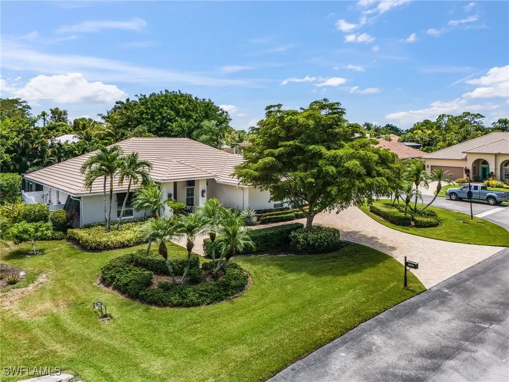 28000 Winthrop Circle Bonita Springs FL 34134