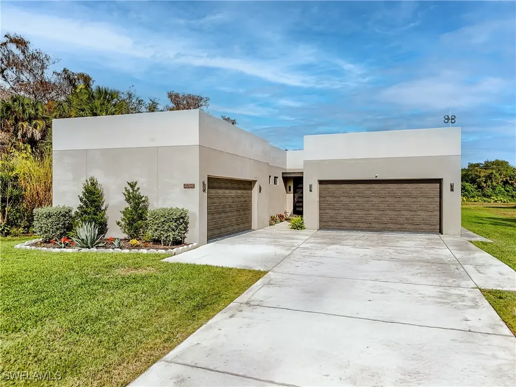 4269 15th Avenue SW Naples FL 34116