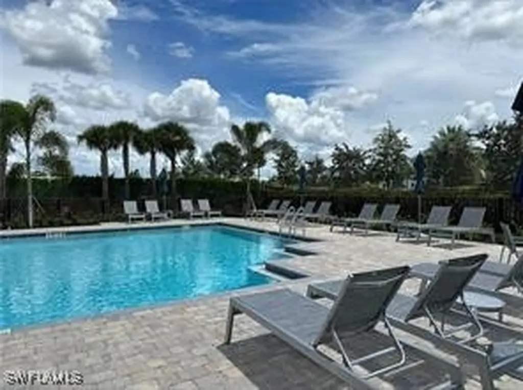 4275 Sonoma Oaks Circe Naples FL 34119