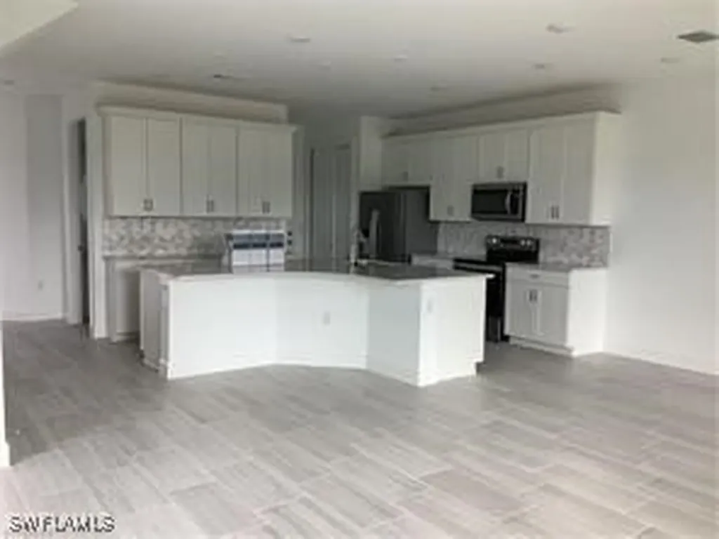 4275 Sonoma Oaks Circe Naples FL 34119