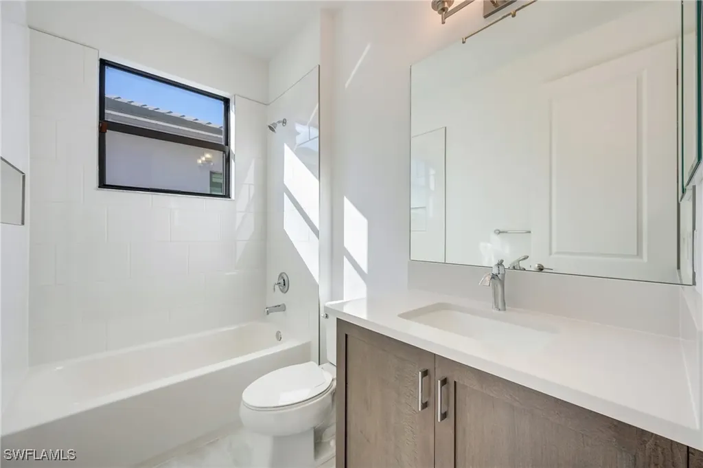 12775 Woodbury Drive Estero FL 33928