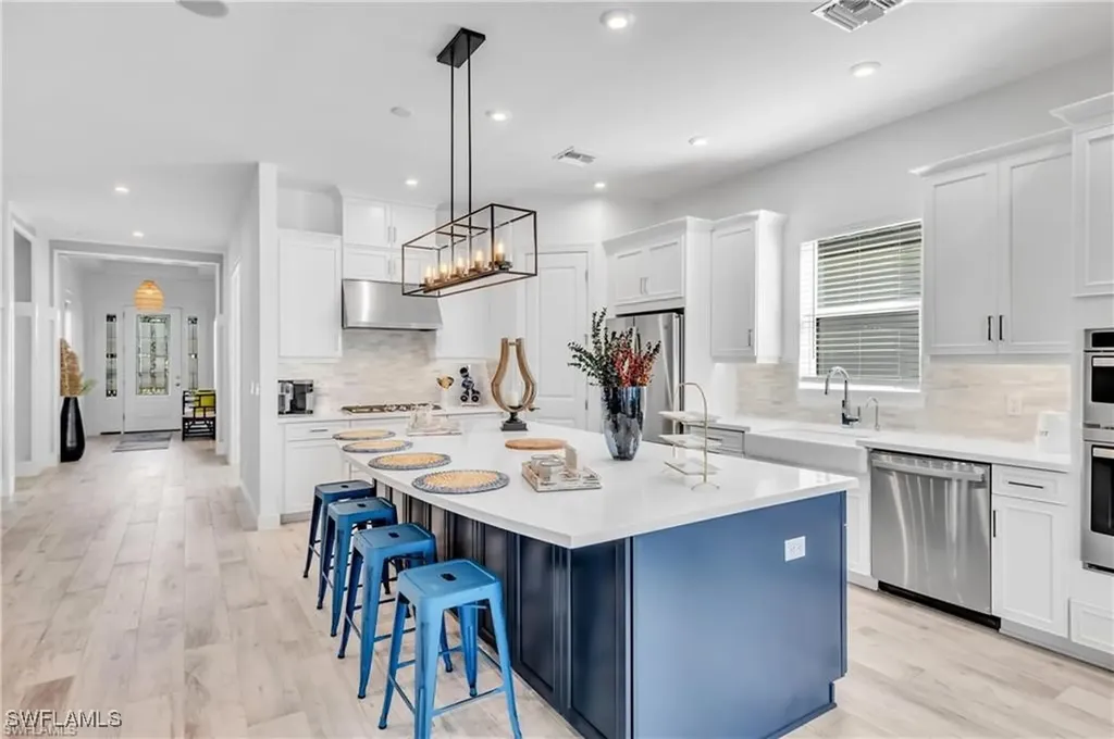 8911 Cappello Court Naples FL 34119