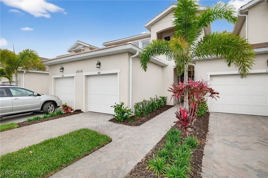 4646 Arboretum Circle Naples FL 34112